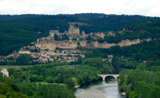 chateau-de-beynac-france